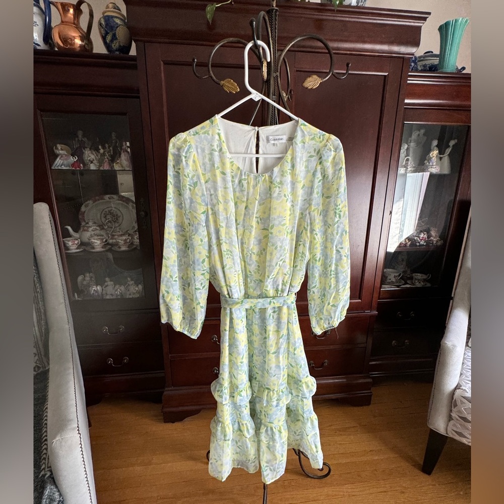 🌼🪻Flowy Blue & Yellow flower print Calvin Klein Dress in Size Lare with Belt🌼